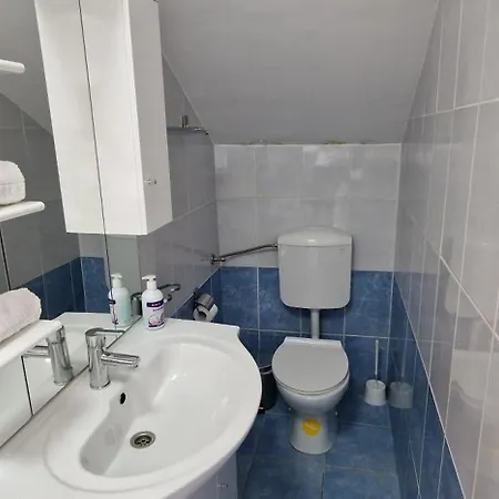 In Drift App 20 M From The In Stobrec - Apartmán Split