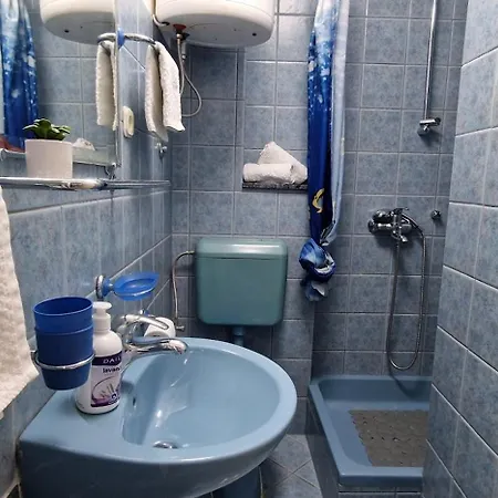 Apartmán In Drift App 20 M From The In Stobrec - *