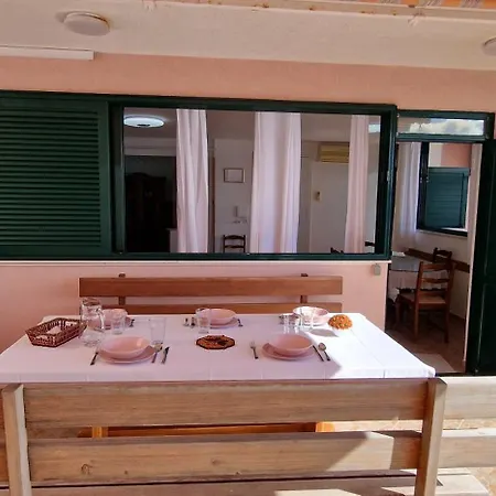 In Drift App 20 M From The In Stobrec - Apartment