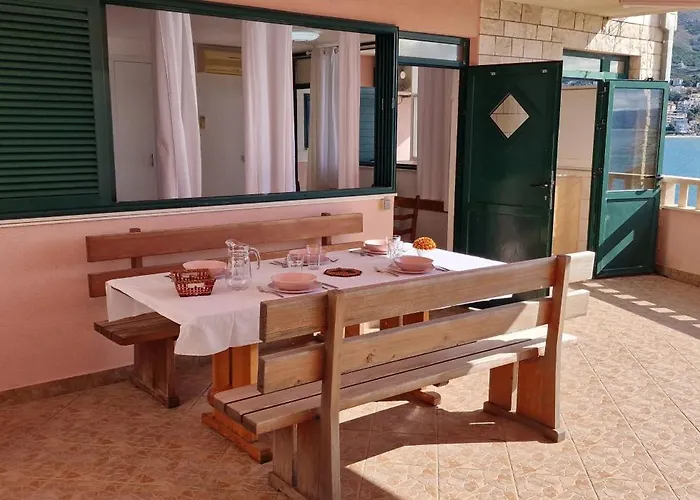 In Drift App 20 M From The In Stobrec - Apartamento Split