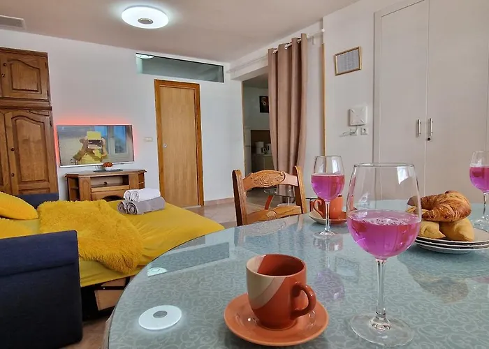 In Drift App 20 M From The In Stobrec - Apartamento