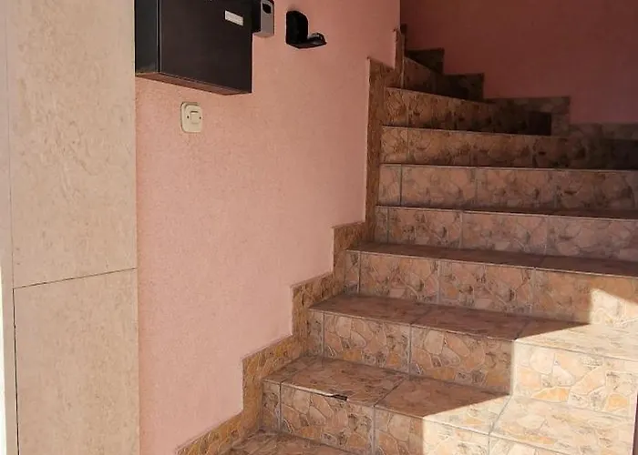 In Drift App 20 M From The In Stobrec - *